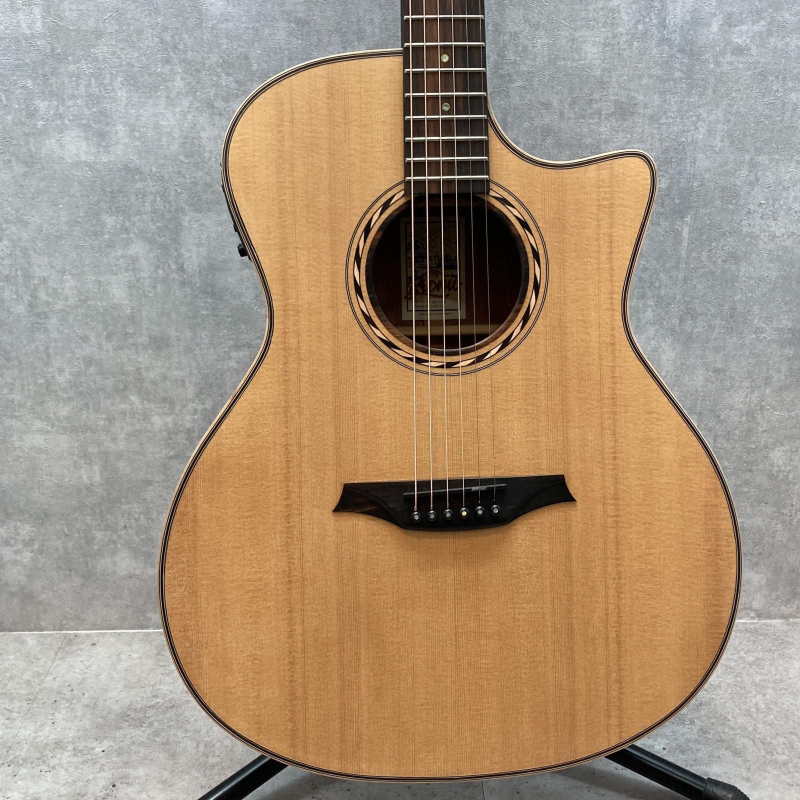 Bromo BAT2CE エレクトリックアコースティックギター ギターケース付き