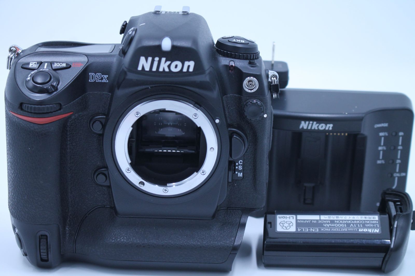 Nikon - Nikon D2x (シャッター9,687回数) Nikon D2x | ほぼジャンクな機材で綴る写真の魔法・からだ巡り茶