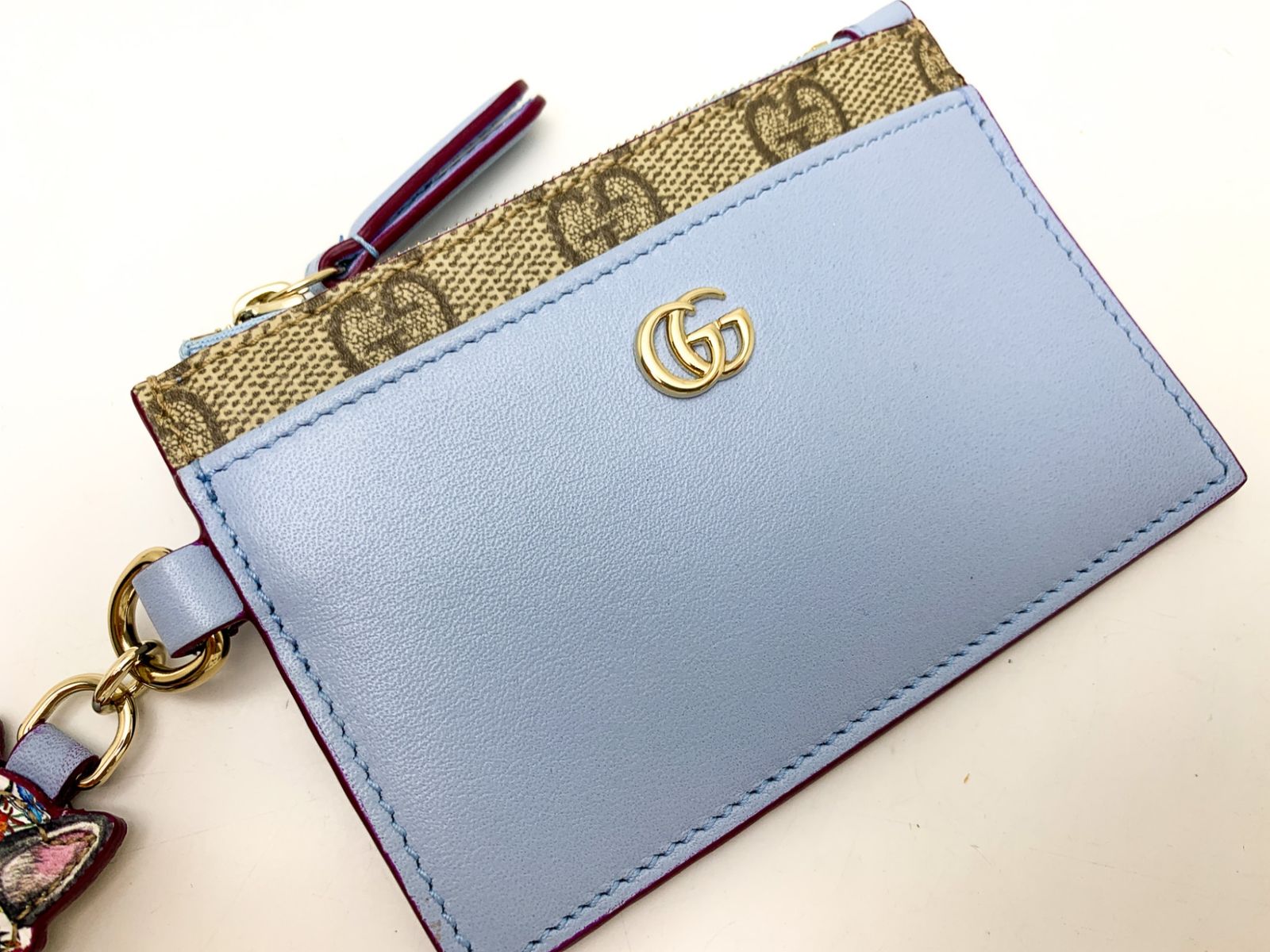 GUCCI グッチ GGスプリーム 水色 ブルー ネコチャーム 猫 日本限定  