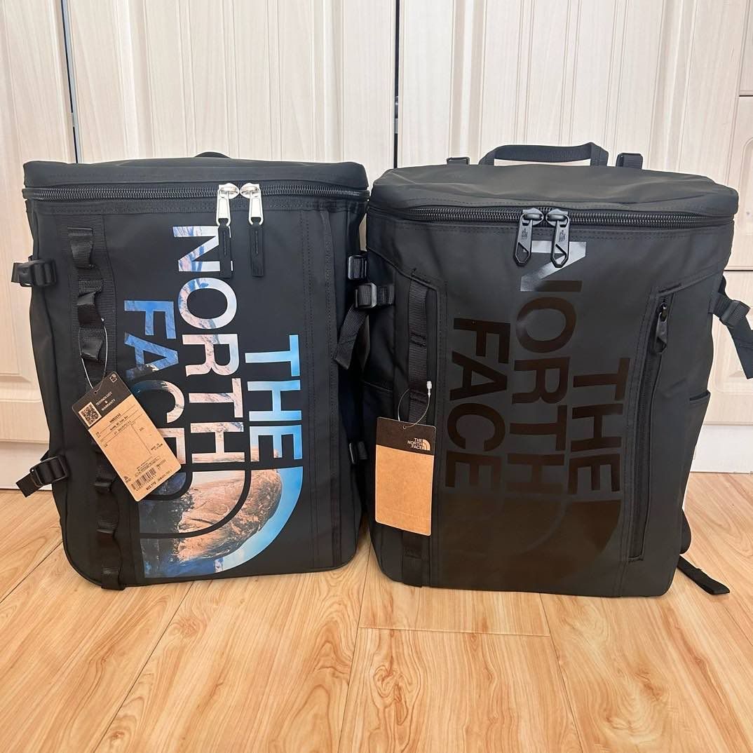NORTH FACE