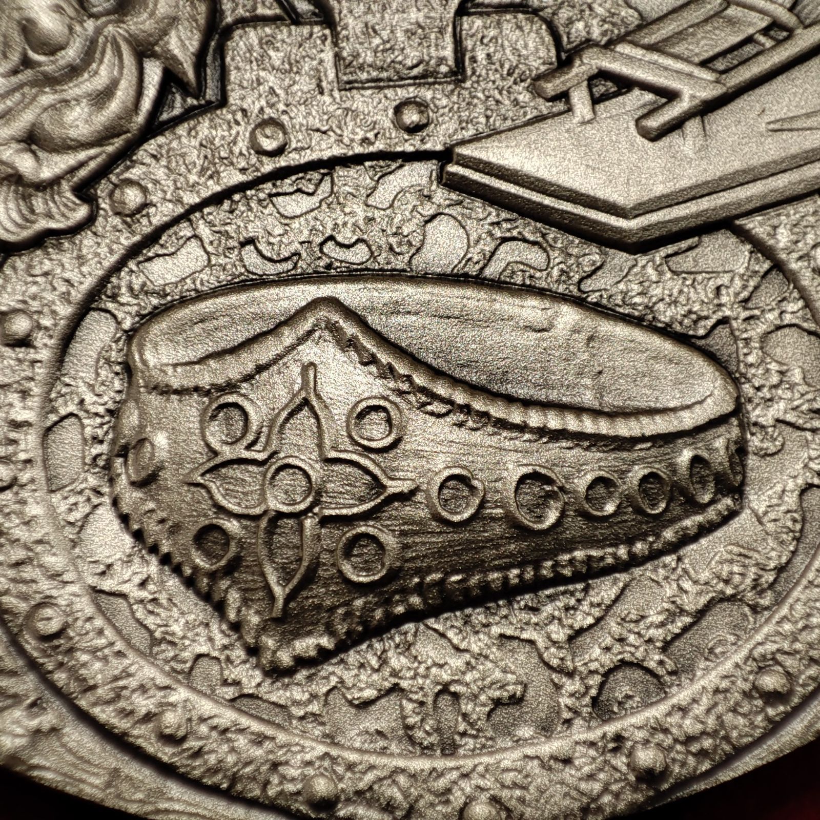 美品☆国宝章牌 沖ノ島祭祀の奉献品 純銀メダル 163g 直径60mm