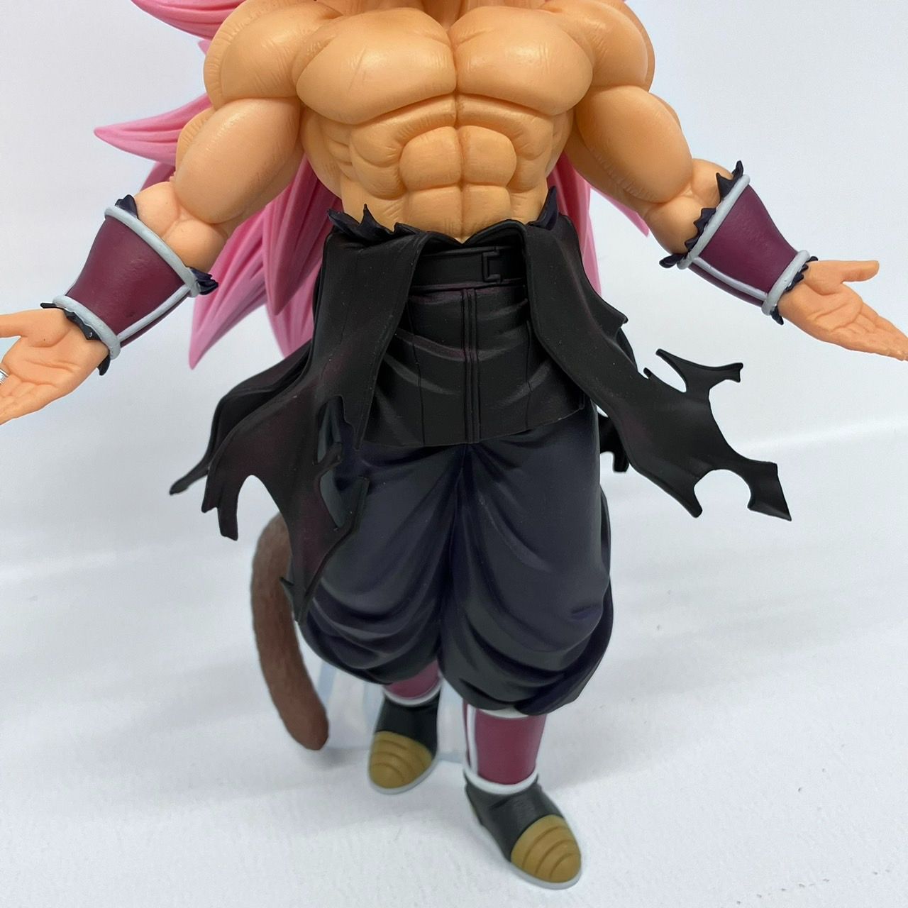 一番くじ ドラゴンボール ラストワン賞 紅き仮面のサイヤ人 & C賞 黒衣