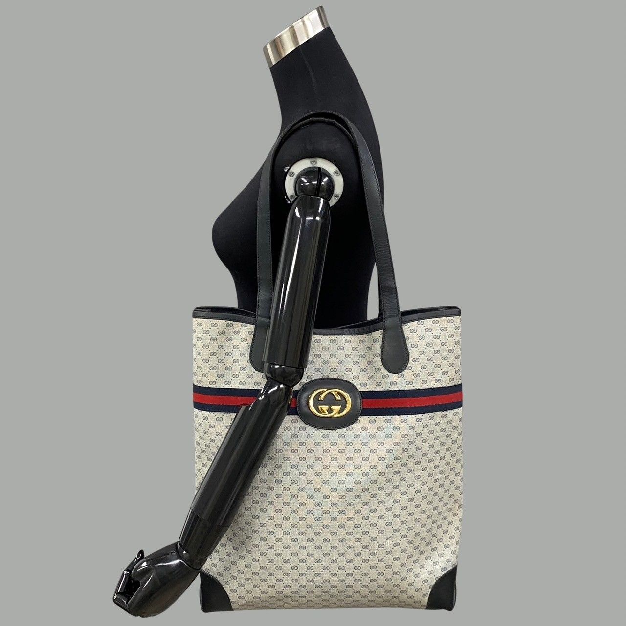 美品 GUCCI グッチ オールドグッチ シェリーライン マイクロGG ロゴ 金具 レザー トートバッグ ハンドバッグ A4収納可能 ネイビー  24746 - メルカリ