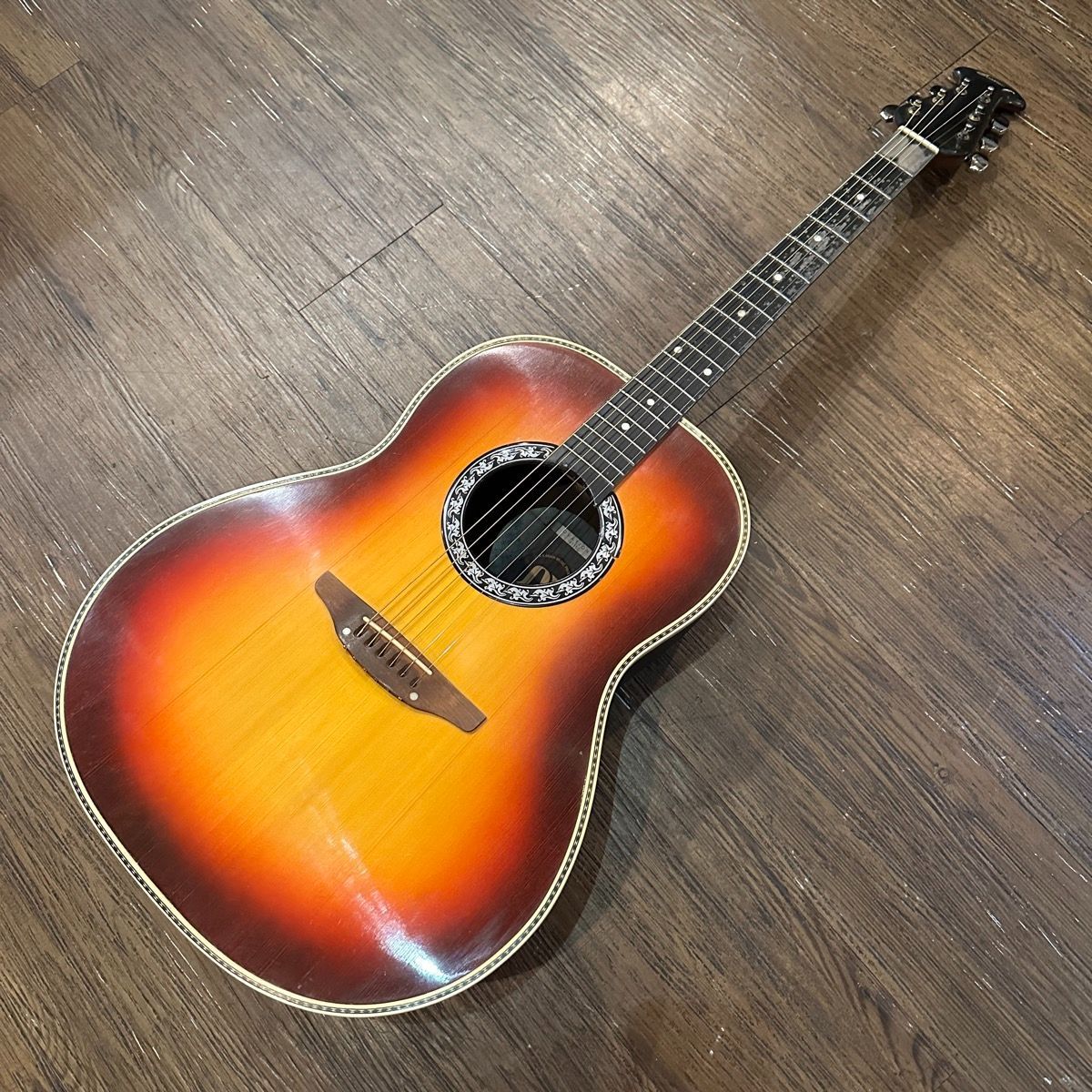 Matrix By Ovation 1132 Acoustic Guitar アコースティックギター オベーション