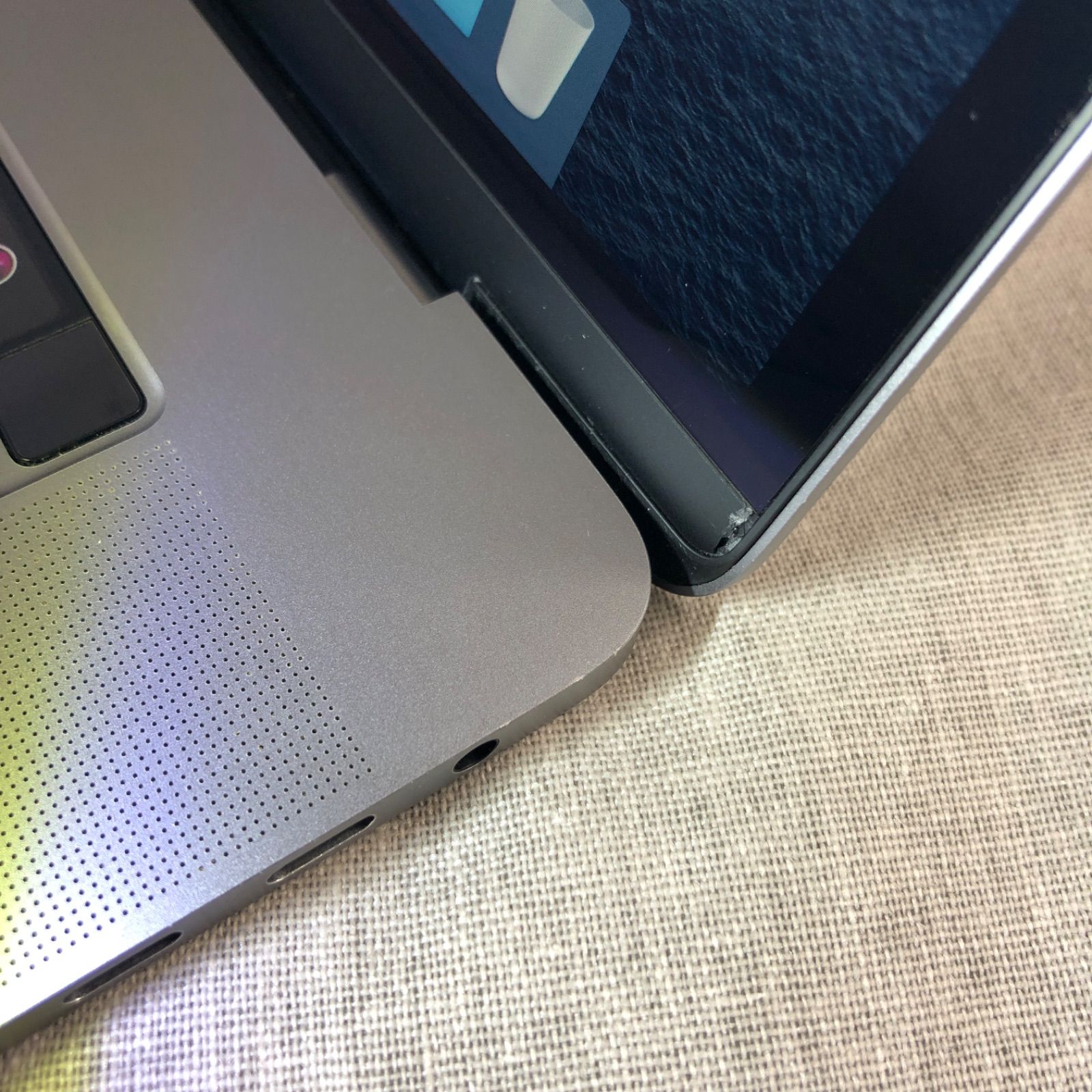 ◇ジャンク品・本体のみ◇Apple MacBook Pro (15-inch, 2018