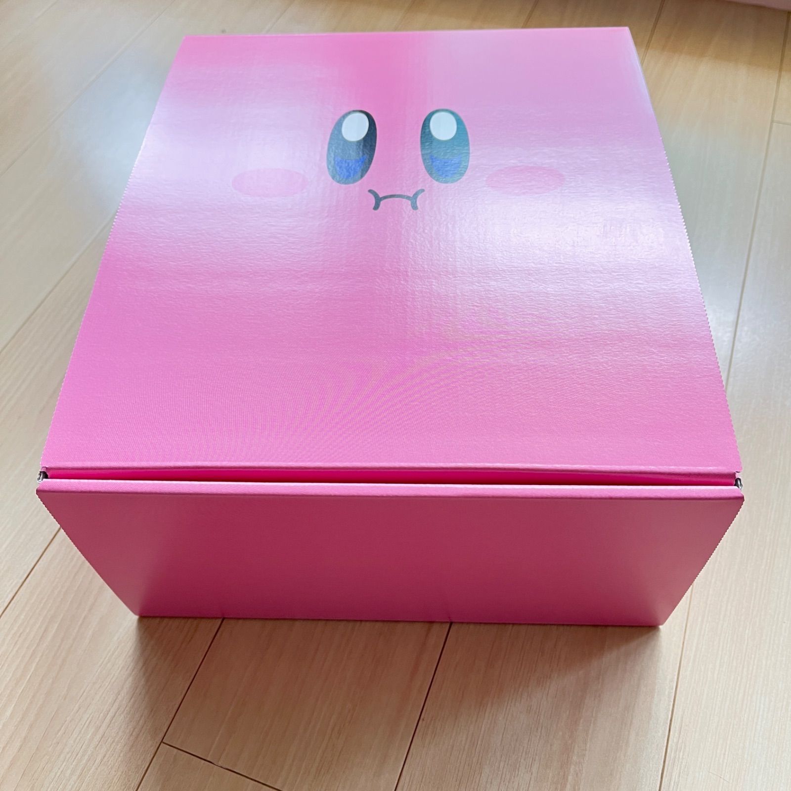 任天堂 - Nintendo Switch本体　有機el 「星のカービィ」ほおばりBOX付き Nintendo Switch（有機ELモデル）、「星のカービィ」ほおばりBOX