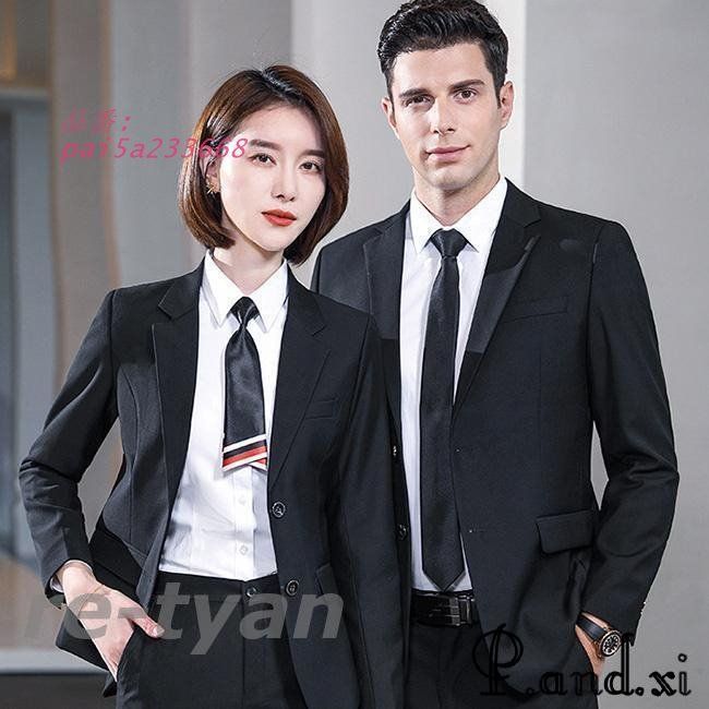 フォマールスーツ