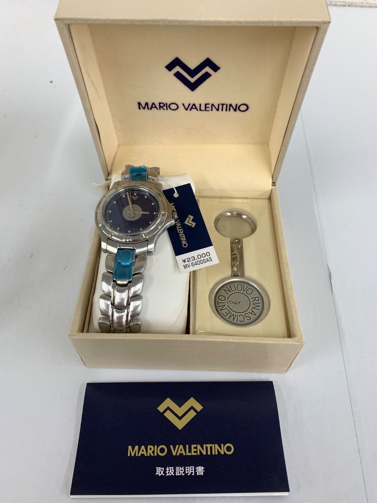 Valentino Roma シルバー 腕時計(クォーツ)美品 2025年最新】VALENTINO 文字盤カラー：シルバー 腕時計(クォーツ