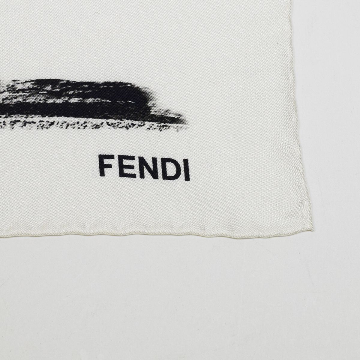 人気商品】 Fendi バンダナ フェンディ FENDI フーラード バゲット