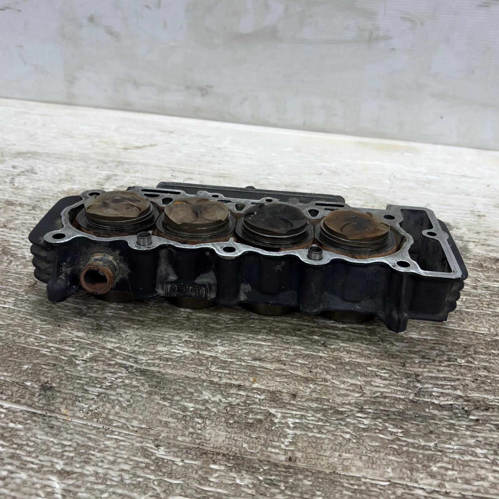 シリンダー カワサキ