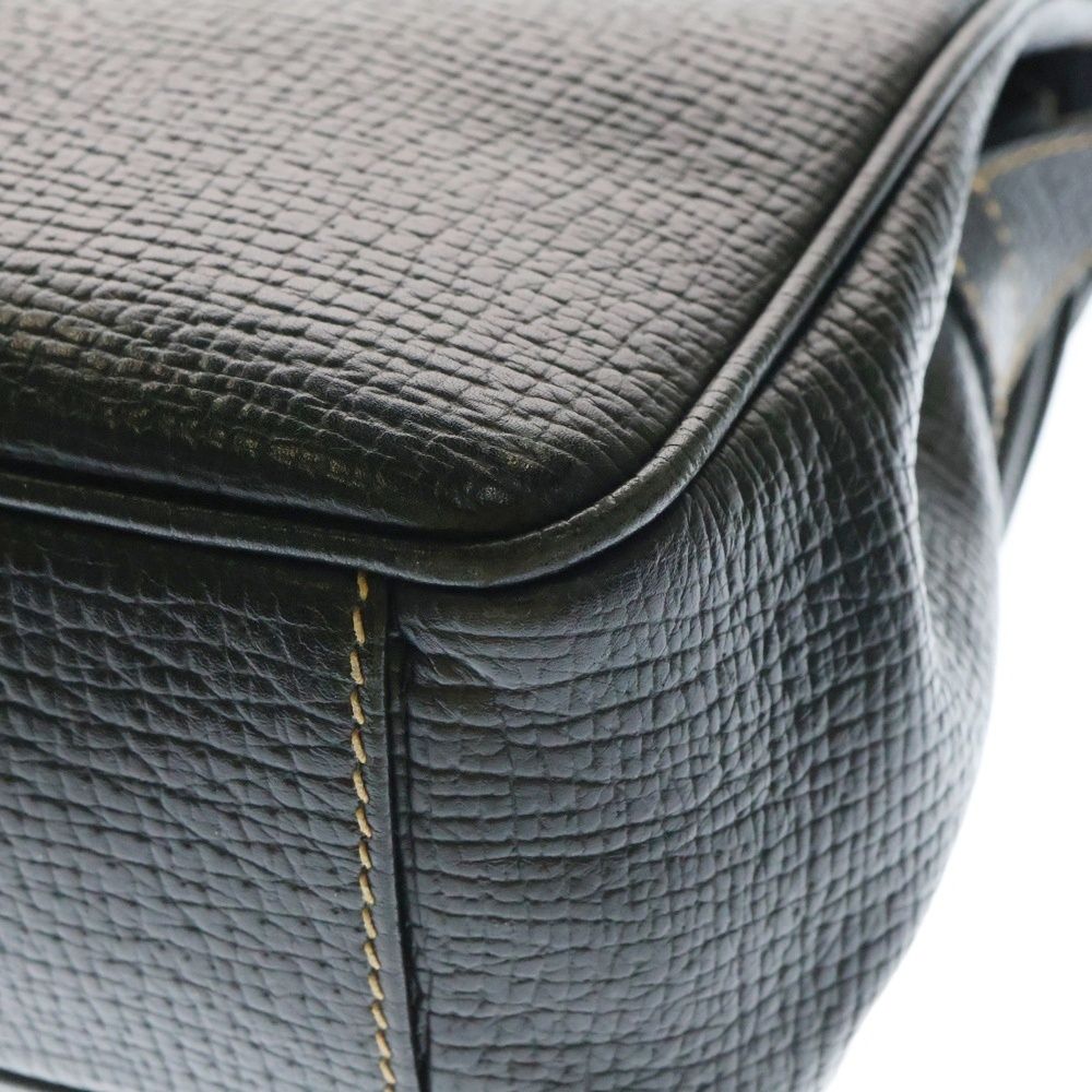 【極美品】LOEWE ロエベ　バルセロナ　ショルダーバッグ　ゴールド金具　黒 LOEWE (ロエベ) バルセロナ レザー フラップ ショルダーバッグ