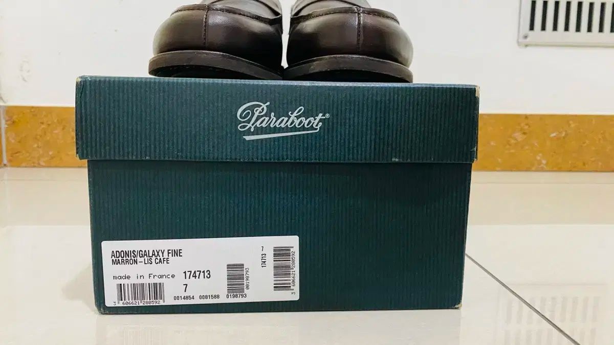 Paraboot パラブーツ