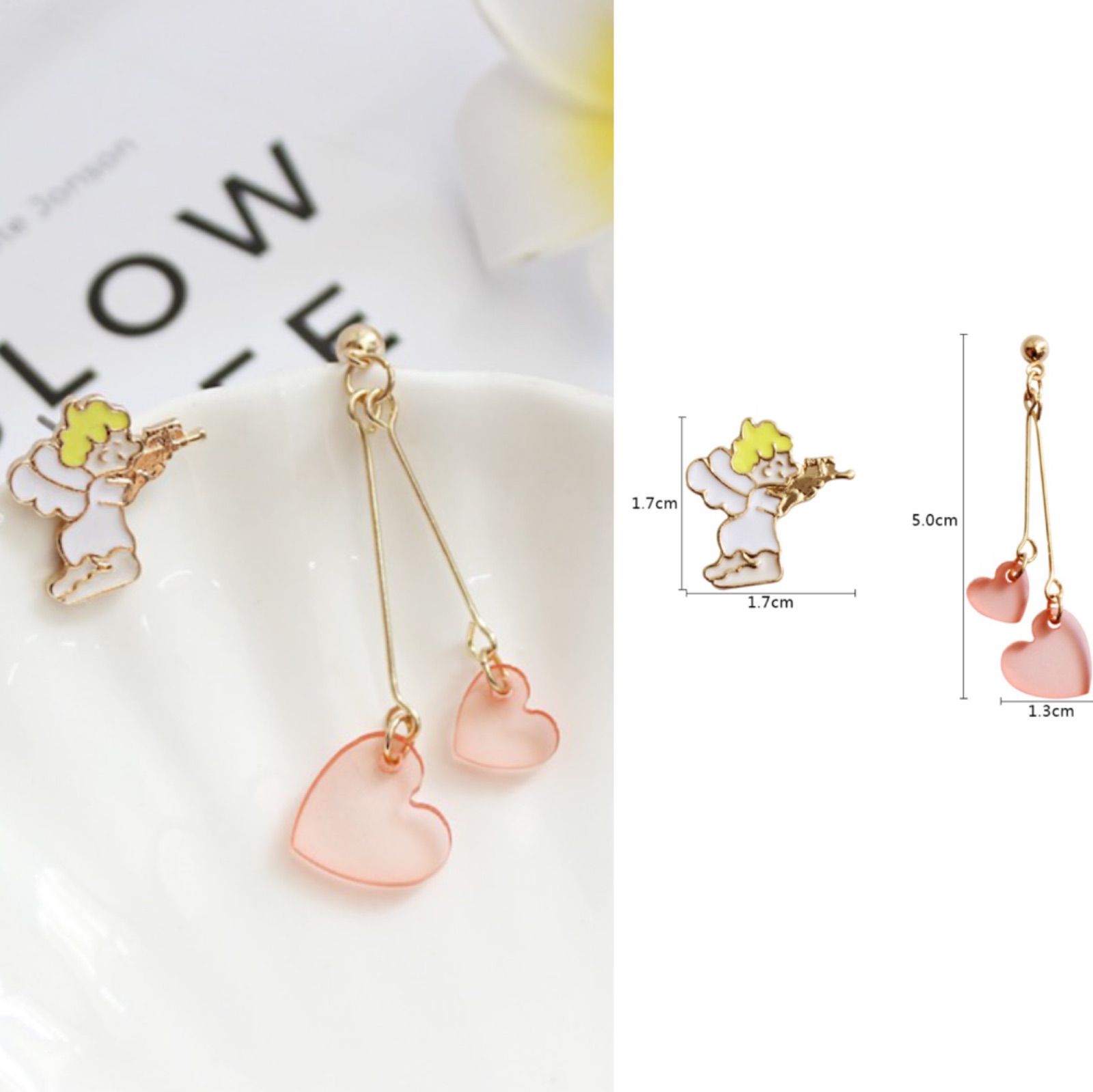 メルカリshops ハンドメイド 天使非対称ピアス 可愛い ファンシー ゆめかわいい メルカリshops ハンドメイド 天使非対称ピアス 可愛い ファンシー ゆめかわいい