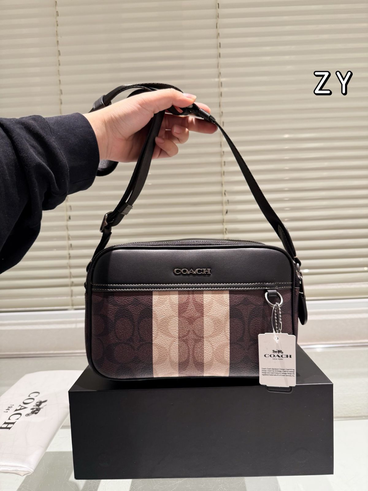 極美品】COACH コーチ バッグ GRAHAM CROSSBODY バッグ