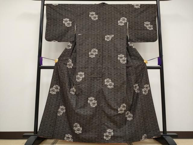 平和屋着物○本場大島紬 7マルキ 立涌花文 正絹 逸品 AAAW1834ph