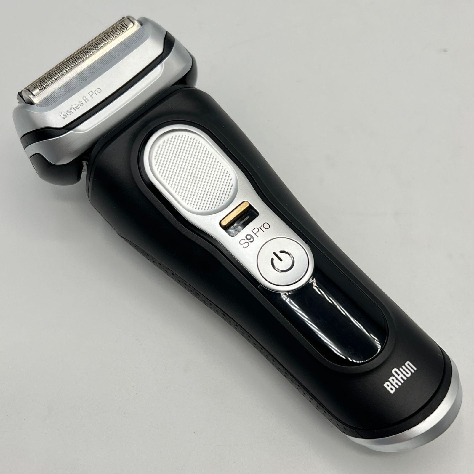 RAUN ブラウン Series S9 Pro 電気シェーバー type5793 洗浄機付 Braun