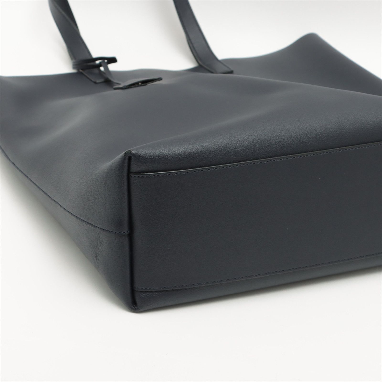 極美品 現行型 サンローランパリ YSL ショッピング バッグ レザー 