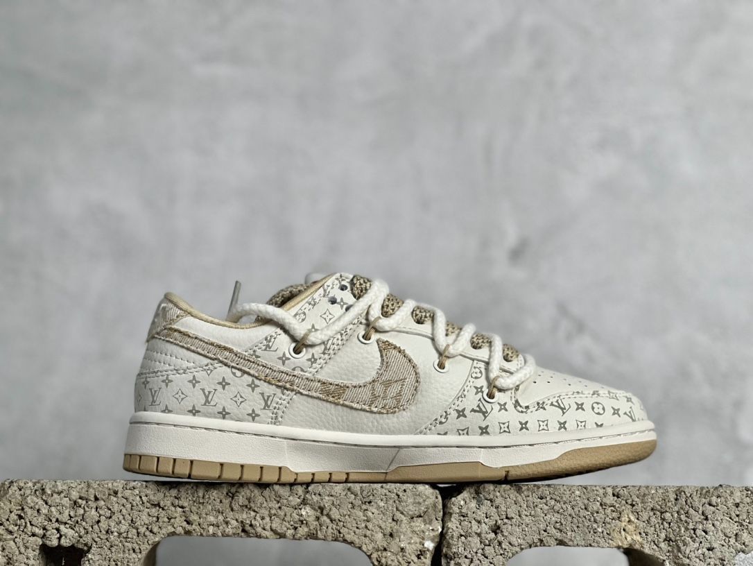 Nike Dunk SB Low Labub共同ブランドモデル