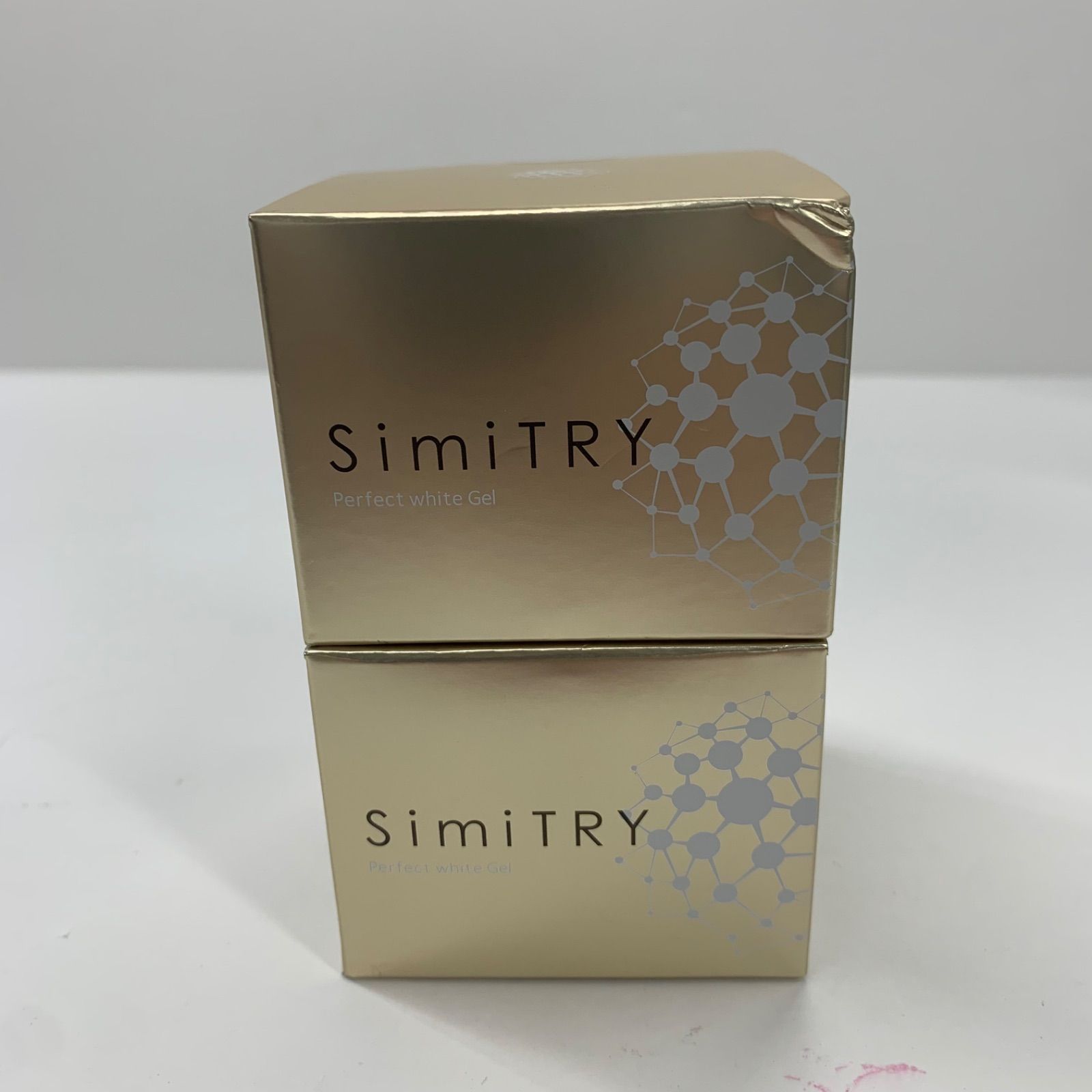 新品未開封 SimiTRY パーフェクトホワイトジェル 60g 4個セット 新品未開封 SimiTRY パーフェクトホワイトジェル 60g 4個セット