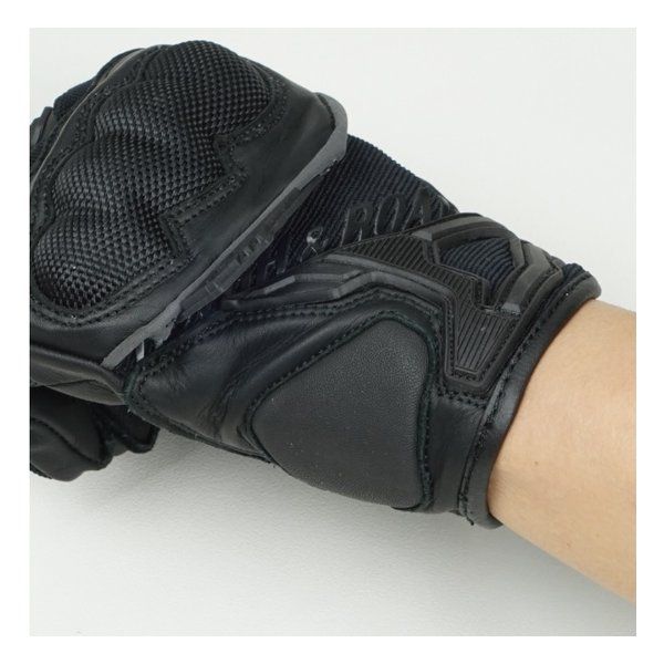 RR8025BK|CY3 2652277