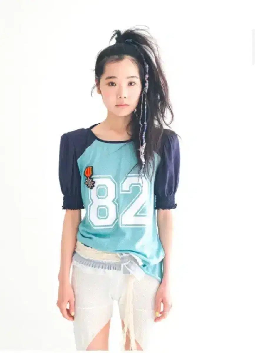 faerie pad shoulder raglan half top