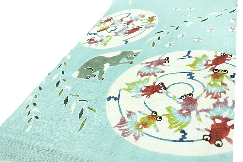 栗山吉三郎 名古屋帯 猫 ねこ ネコ 栗山紅型 和染紅型 紅型染 エメラルドグリーン 翡翠色 きんぎょ 金魚すくい 足跡 肉球 出目金 九寸 麻 手積み 手 No.88-1890 栗山吉三郎 名古屋帯 栗山紅型 猫 ねこ 和染紅型 紅型染 薄青緑色