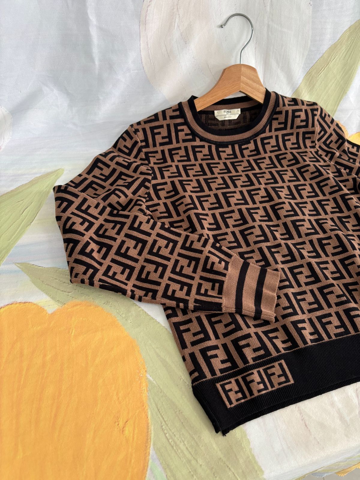 m*i様 かなこ様♡専用♡fendi FFモチーフ セーター　長袖 m*i様 かなこ様♡専用♡fendi FFモチーフ セーター 長袖 - メルカリ