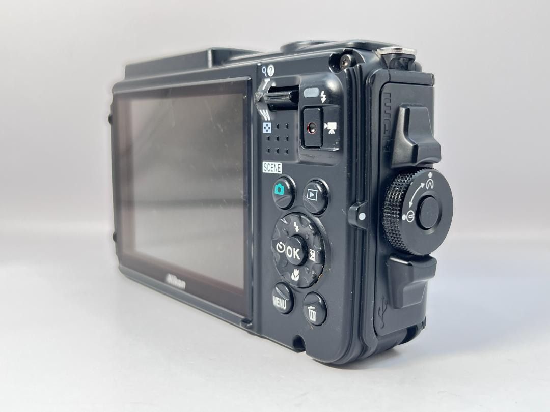 Nikon 水中撮影カメラ ニコン Nikon Nikonos V 水中カメラ / SB-105