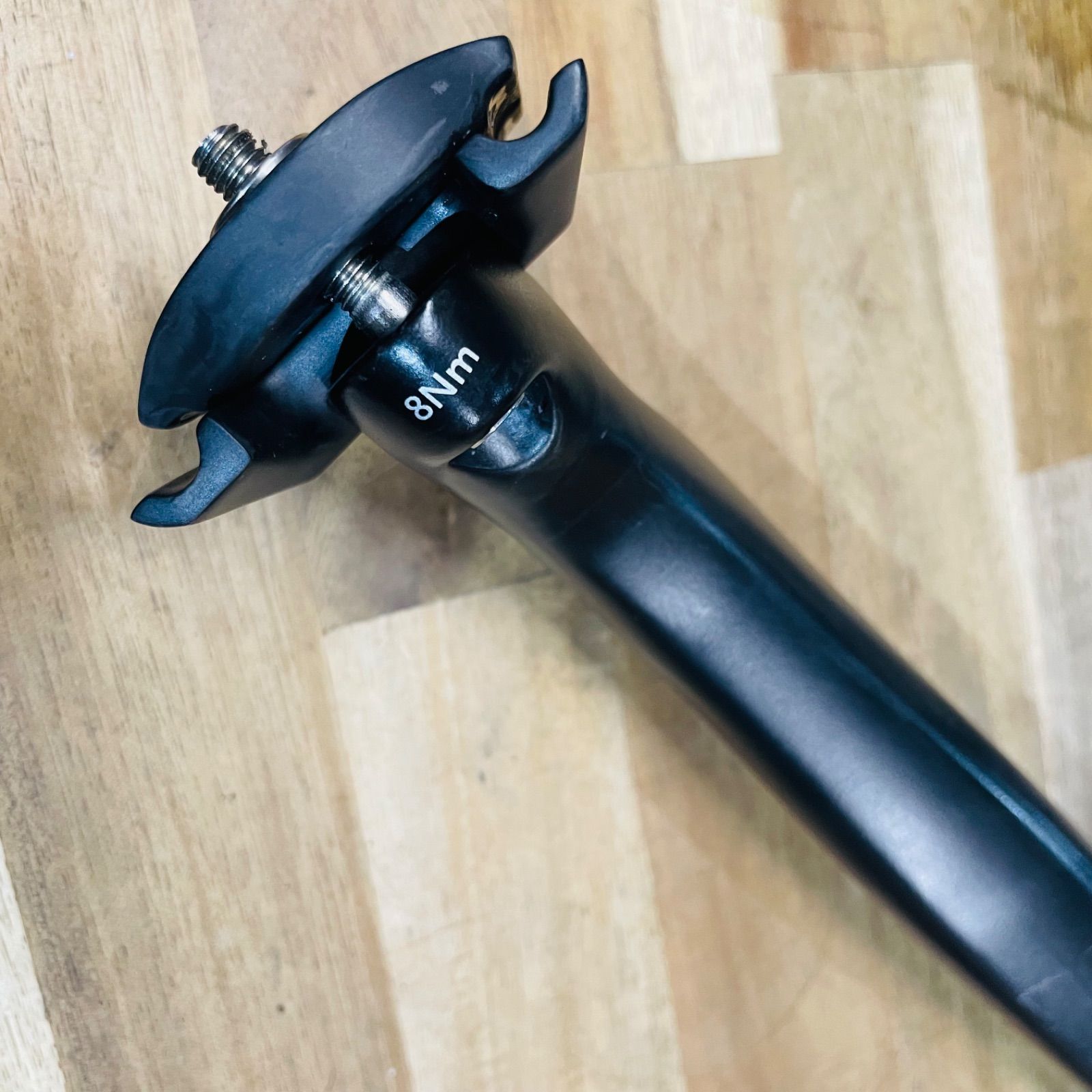 GIANT Contact SLR D-FUSE カーボン シートポスト D型断面 軽量