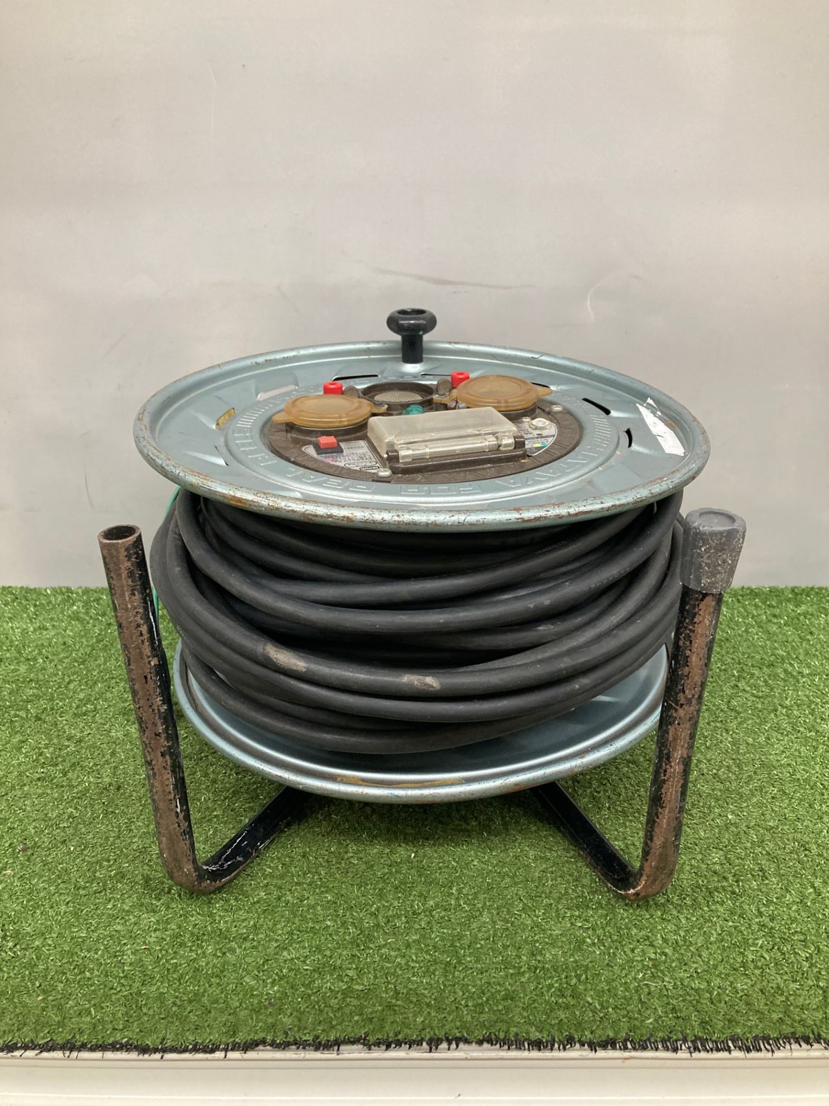 中古品】【0921】☆ハタヤ(HATAYA) 金属感知機能付メタルセンサー 