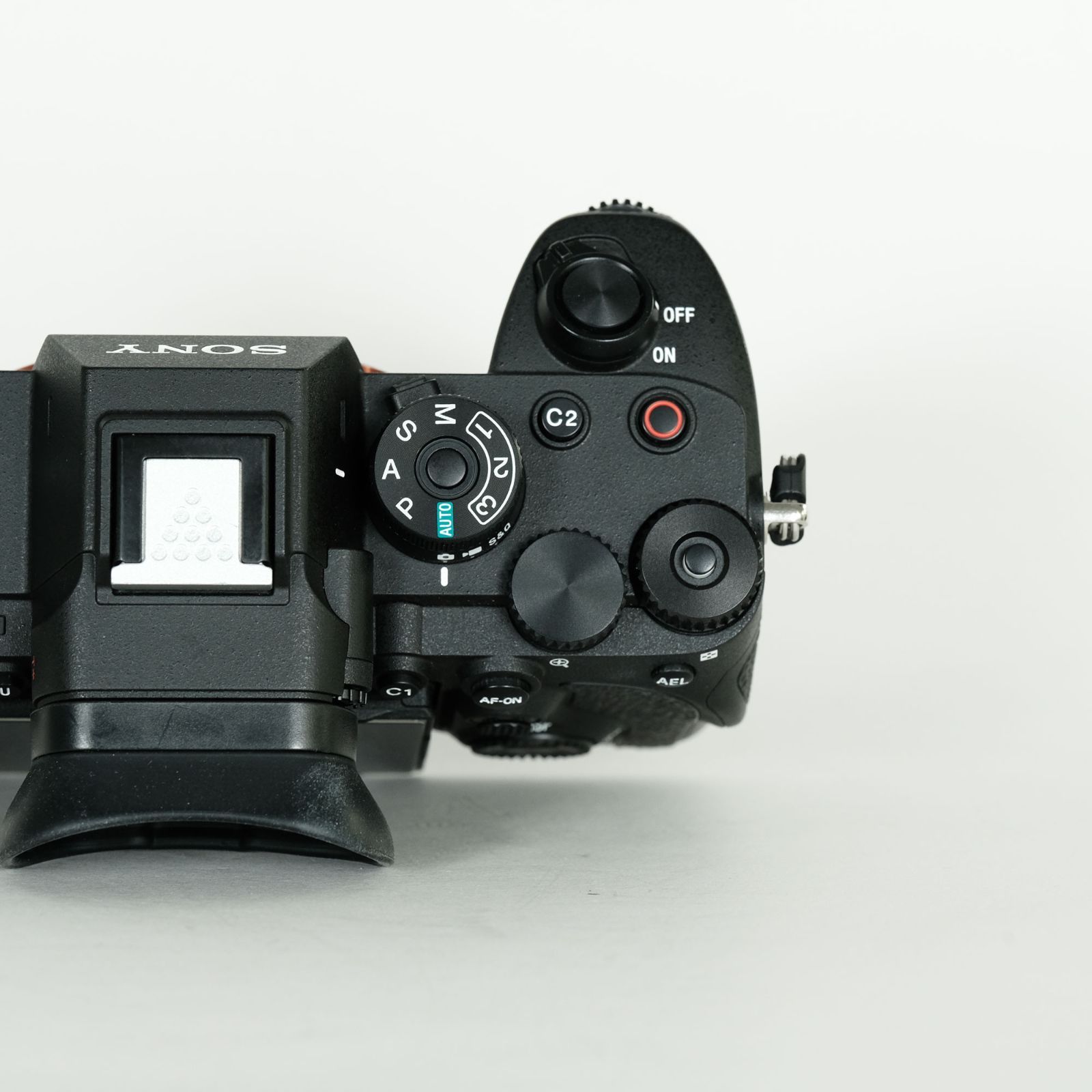 K*y様 SONY α7R V ILCE-7RM5 シャッター321回 640G K*y様 SONY α7R V ILCE-7RM5 シャッター321回 640G