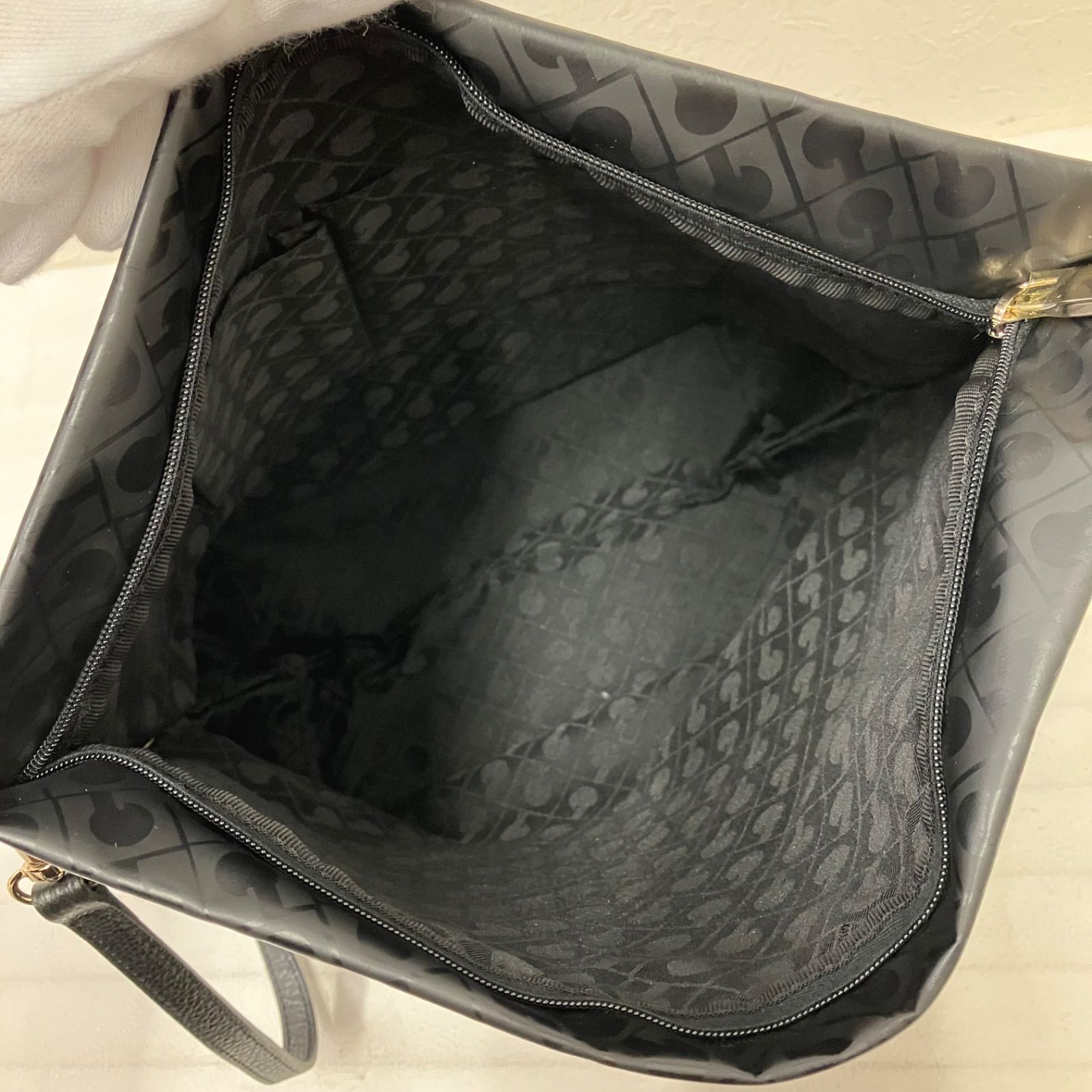 美品】GHERARDINI ゲラルディーニ 黒 ショルダーバッグ ソフティ 5321 