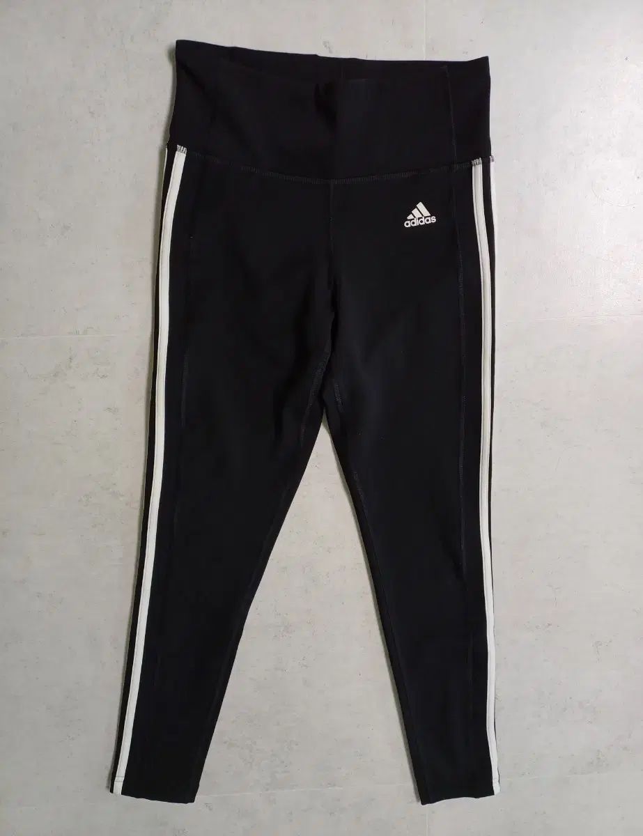 レディース adidas(アディダス) 3本線 レギンス (新製品グレード スパン糸 25 ー 26 )