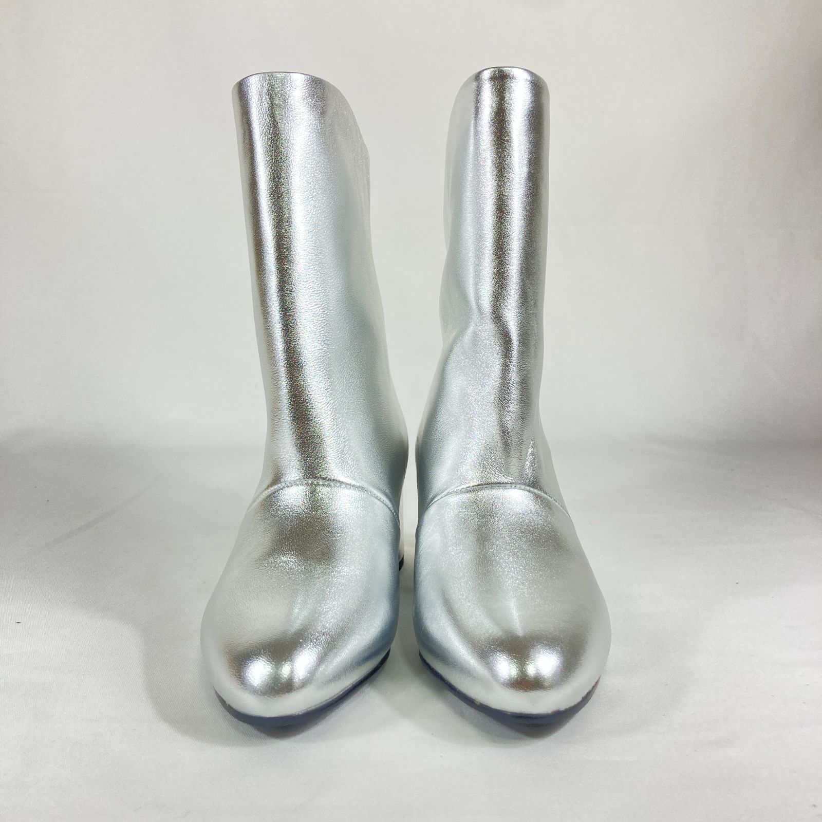 ショートブーツ