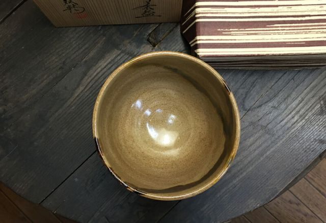 ファイルNO.13】寿窯 水野双鶴(Mizuno Soukaku) 黄瀬戸抹茶