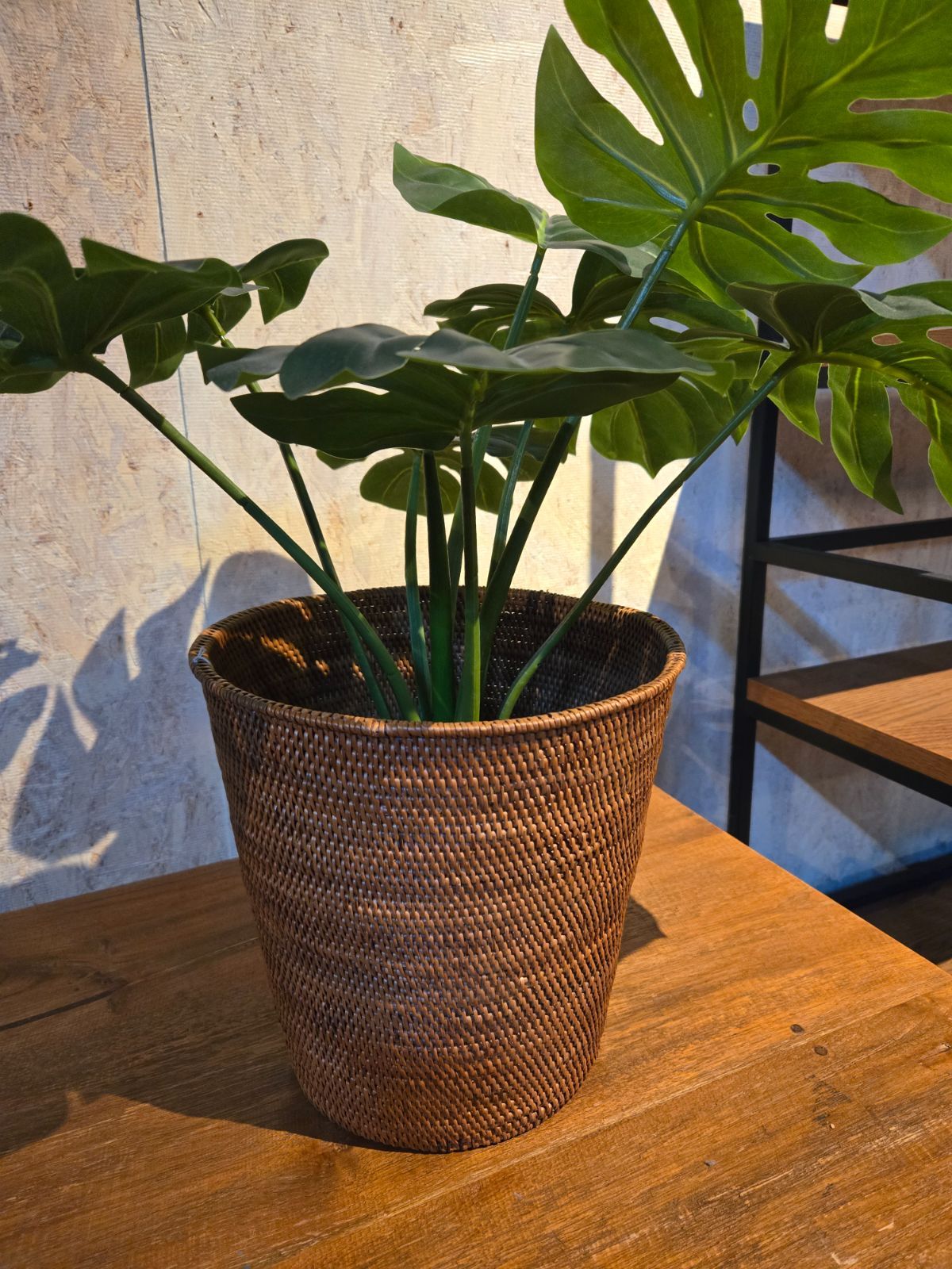 アタ バスケット Lアタ バスケット かご 花びら デザイン 柳 アレンジ