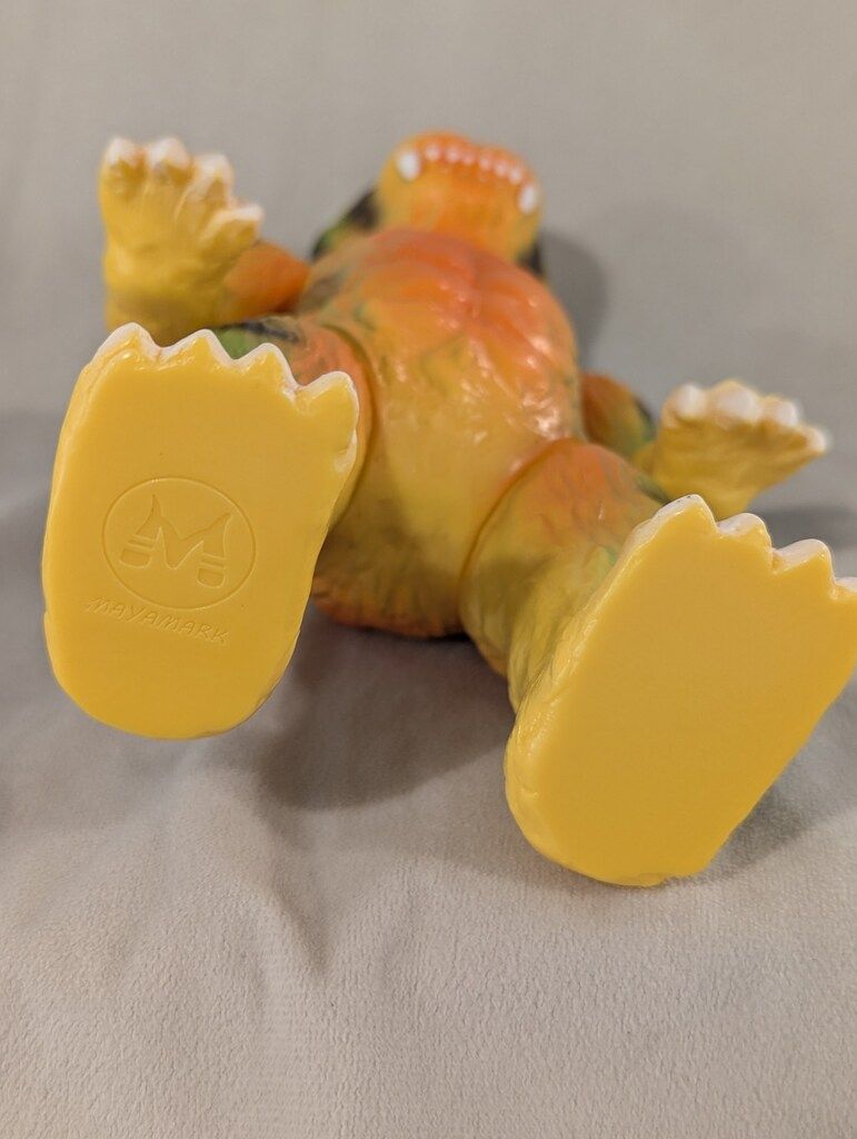 MAYAMARK 古代怪獣アグス 黄成型
