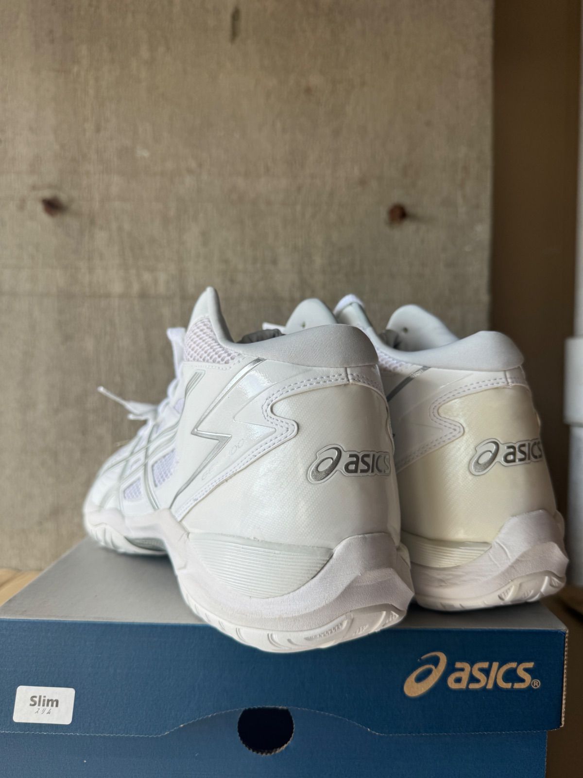 【赤字覚悟！期間限定セール！】定番ゲルフープ！箱付きデッドストック！使いやすいカラー！ ASICS GELHOOP V6 SLIM【TBF310-0193】29cm / 29.5cm