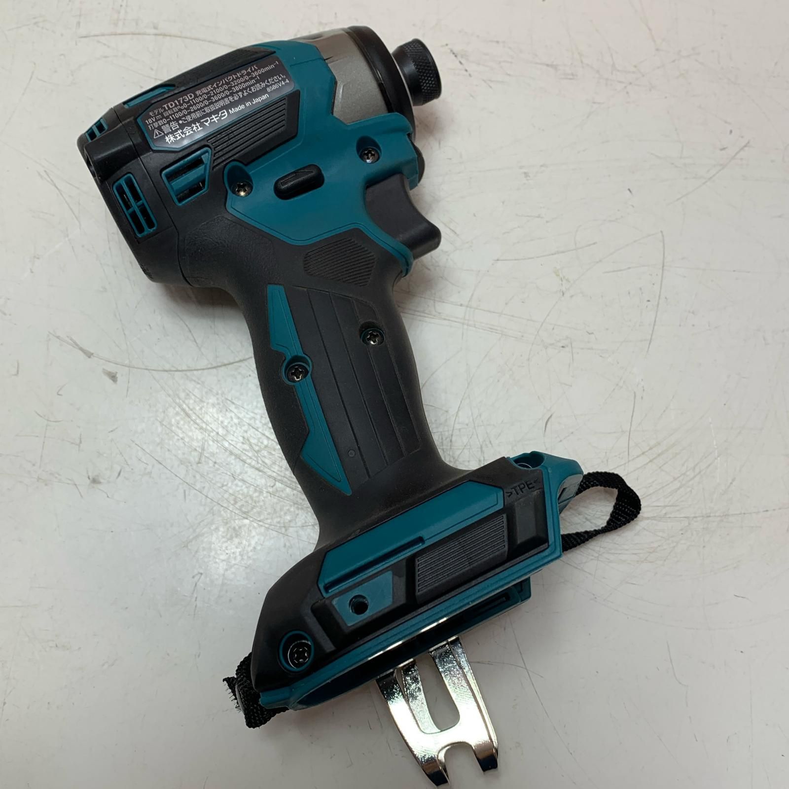 充電式インパクトドライバ