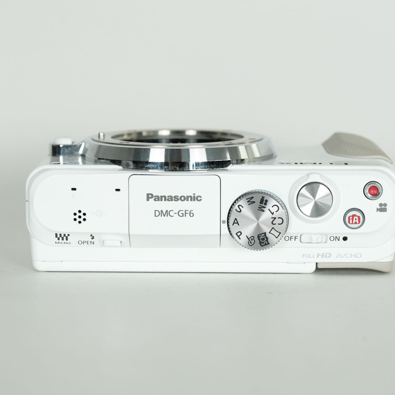美品｜シャッター数1,130回] Panasonic LUMIX DMC-GF6-W ボディ