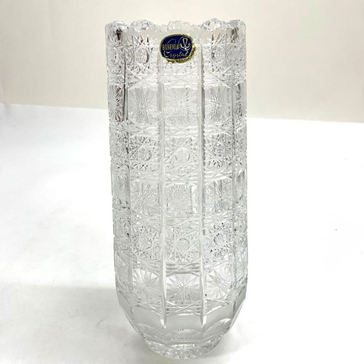 ディスカウント Bohemia glass ボヘミアグラス 箱付 クリスタル 花瓶