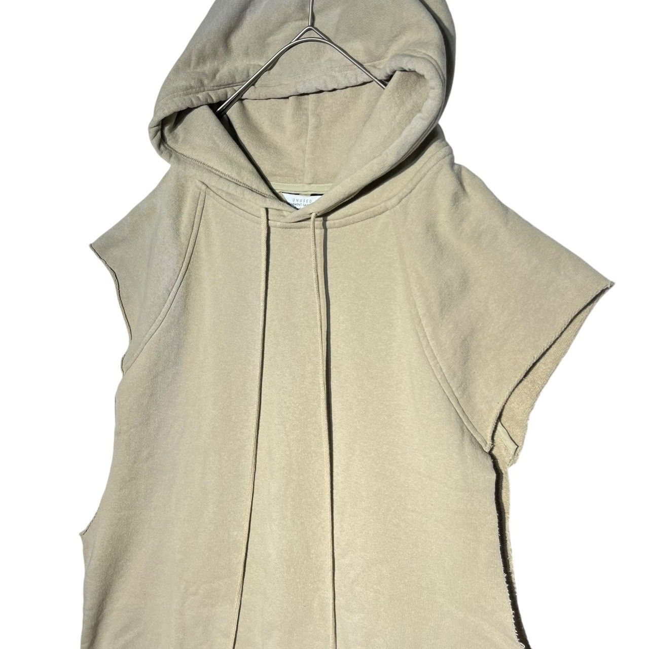 UNUSED(アンユーズド) Sleeveless sweat hoodie スリーブレススウェットフーディー US1241 3(L程度) ベージュ ノースリーブ  パーカー - メルカリ