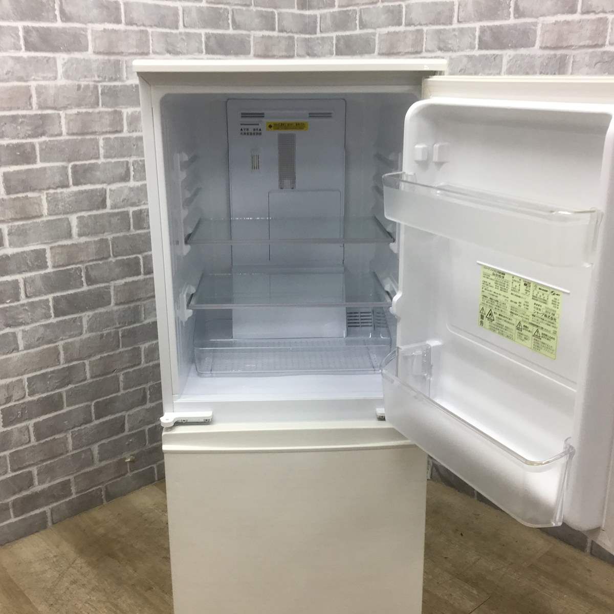 シャープ 冷蔵庫