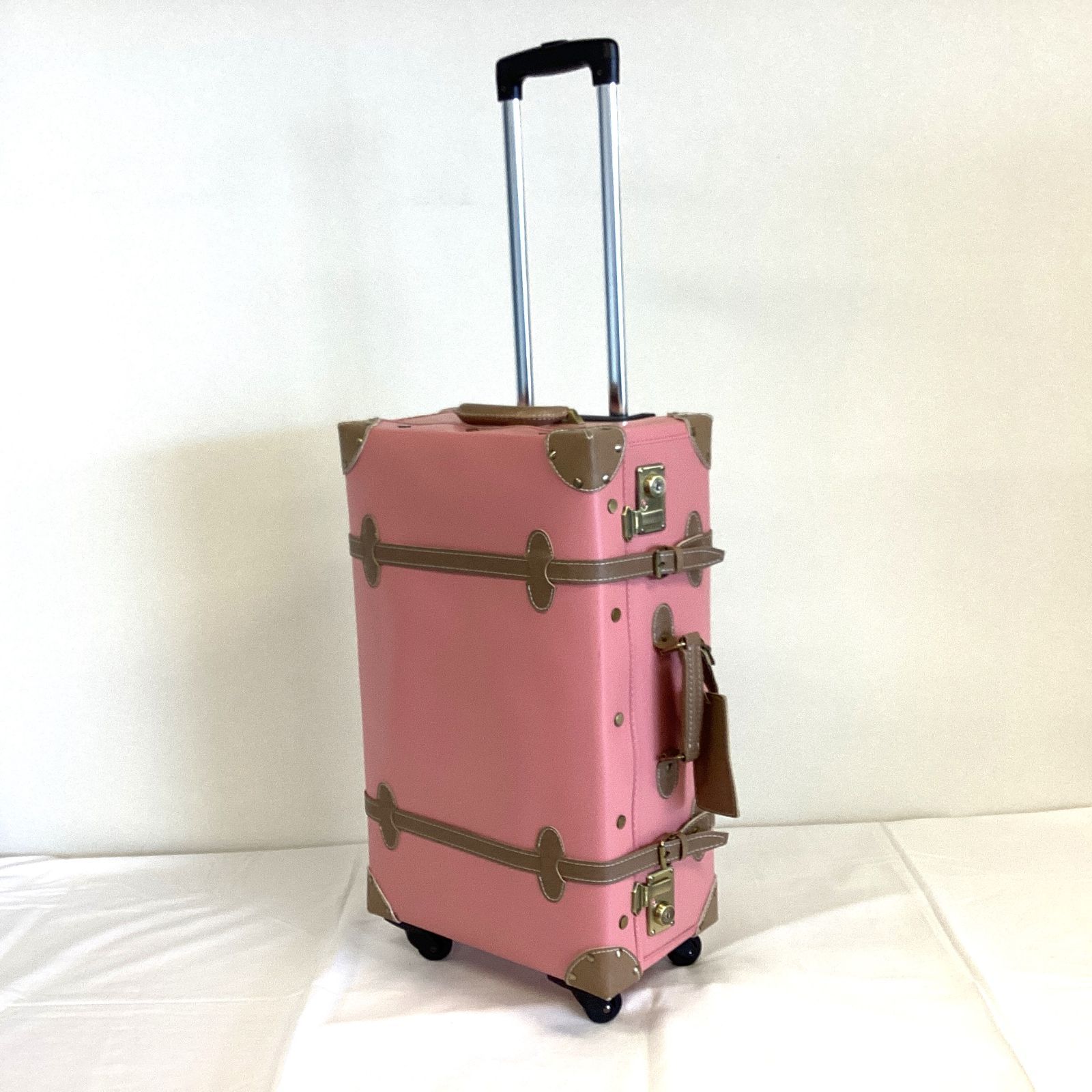 美品】TANOBI スーツケース ピンク カギ付き A3-8 - メルカリ