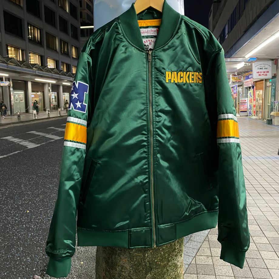 Mitchell-Ness ミッチェル-ネス NFL グリーンベイ パッカーズ サテン スタジアムジャンパー