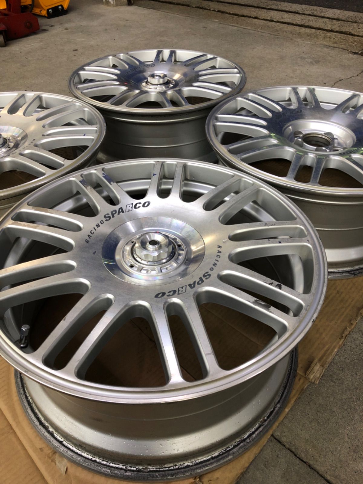 クリムソンレーシングスパルコパイソン17インチアルミホイールセット