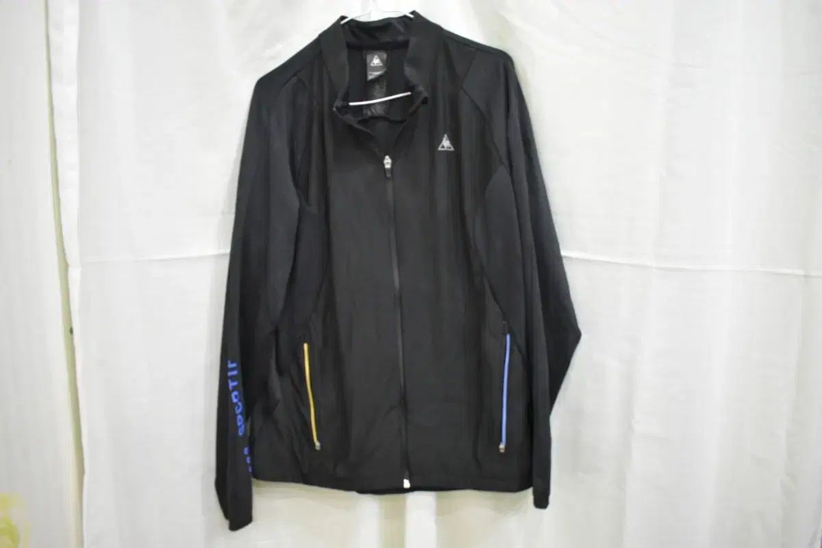 ルコックスポルティフ ジップアップジャケットセットアップ ホワイト/レッド Ｌ ルコックスポルティフ ジップアップジャケットセットアップ