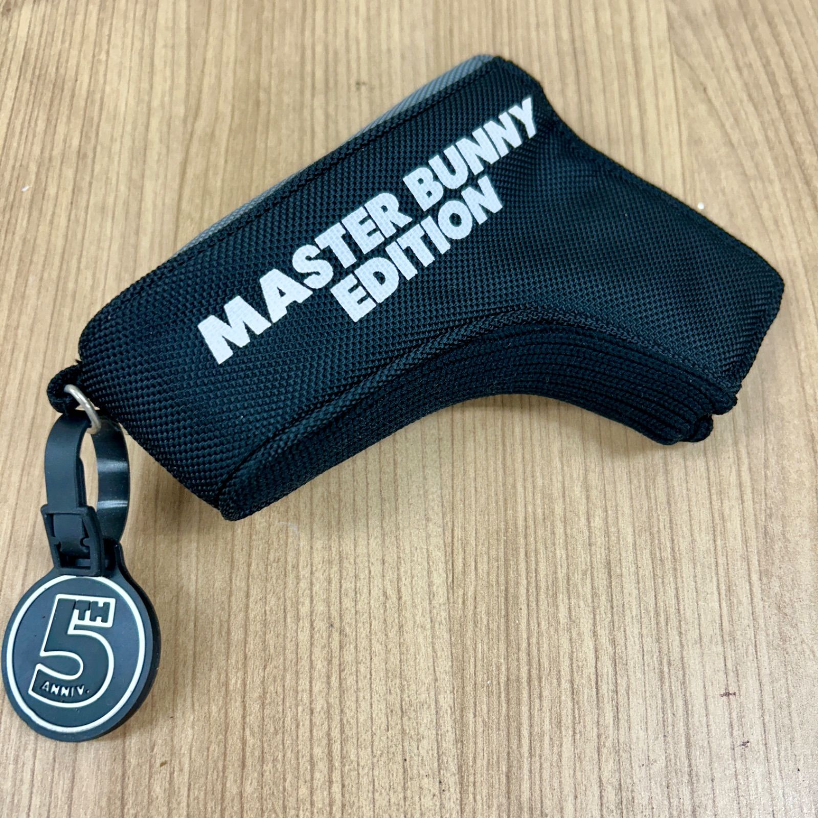 【PREMIUMSALE】パーリーゲイツ　マスターバニー5周年限定　ピンタイプ（ブレード型）パターカバー≪158-984229　ローズピンク(090）≫ PREMIUMSALEパーリーゲイツ マスターバニー5周年限定 ピンタイプ