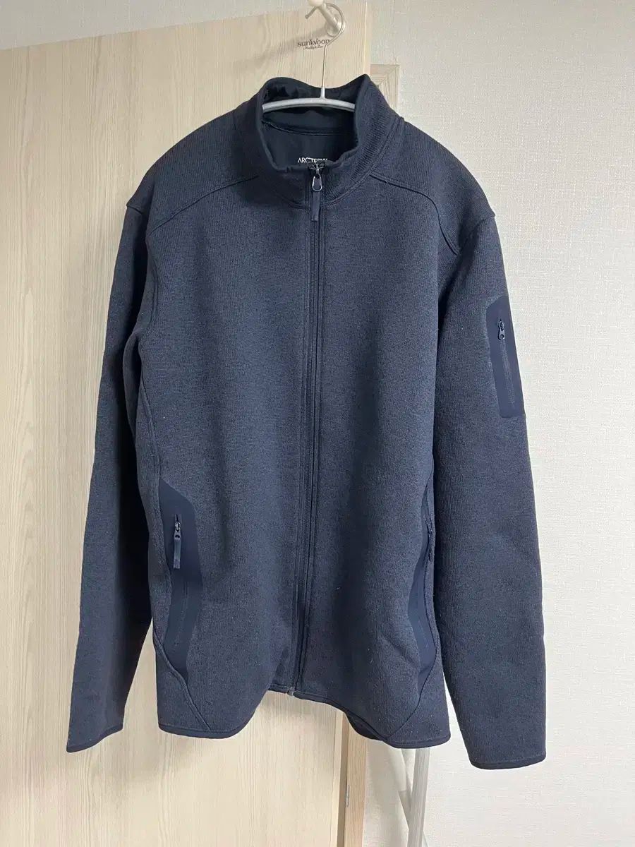ARC TERYX カバーヘザー フリース ジャケット ブラックサファイア