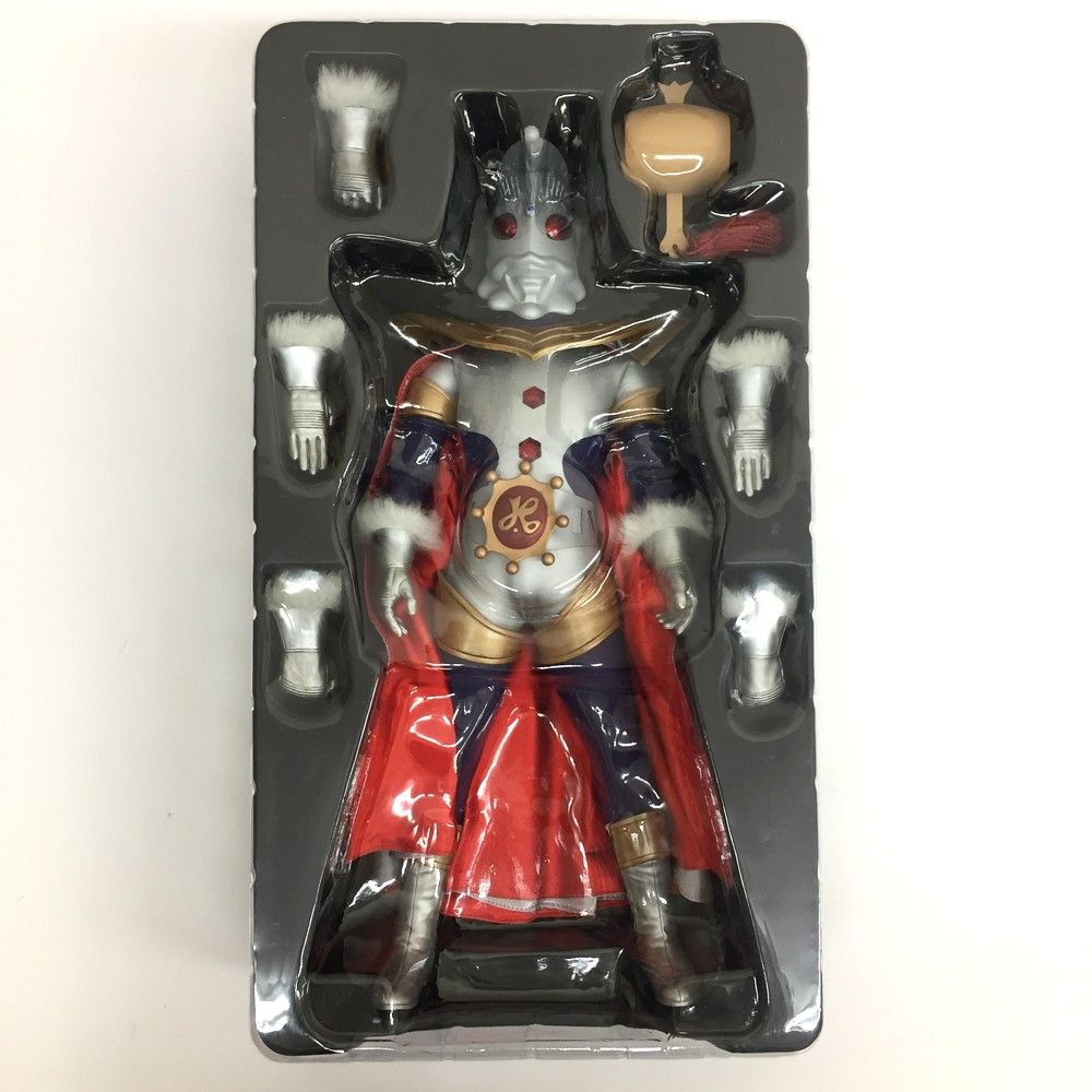 ☆美品 メディコムトイ ウルトラマンキング リアルアクション